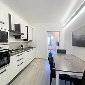 Casa Stella- A Due Passi Dal Corso Di Siena